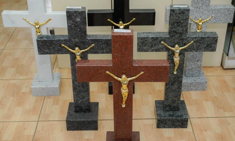 Nos croix granit et marbre